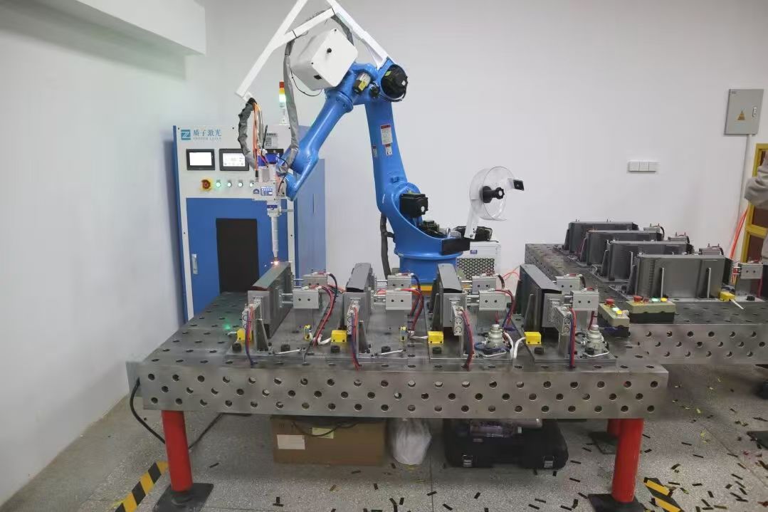 開啟新篇章，焊接機器人正式投產